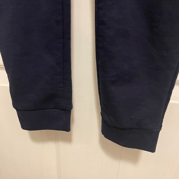 Navy blue sweatpants Medium fits perfectly  front with signature logo and label - Picture 4 of 16